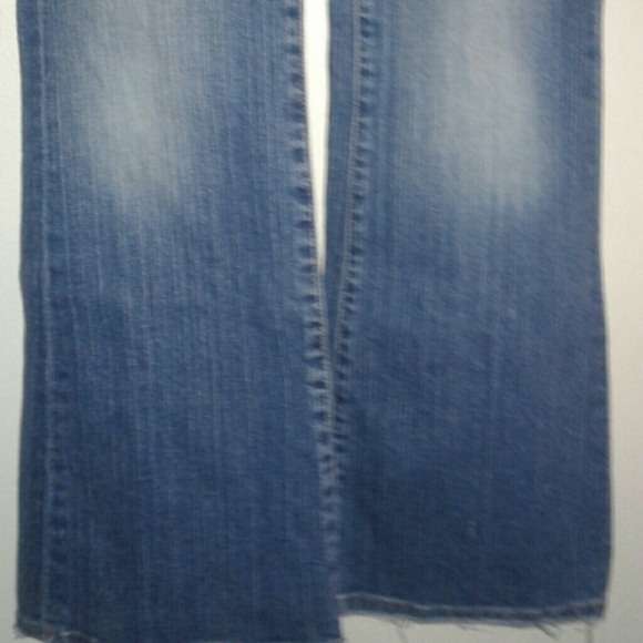 Lucky Brand Flare Leg Jeans - Picture 2 of 8